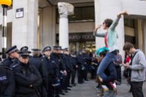 1318774467-heavy-police-presence-and-arrests-at-occupy-london-stock-exchange_879835